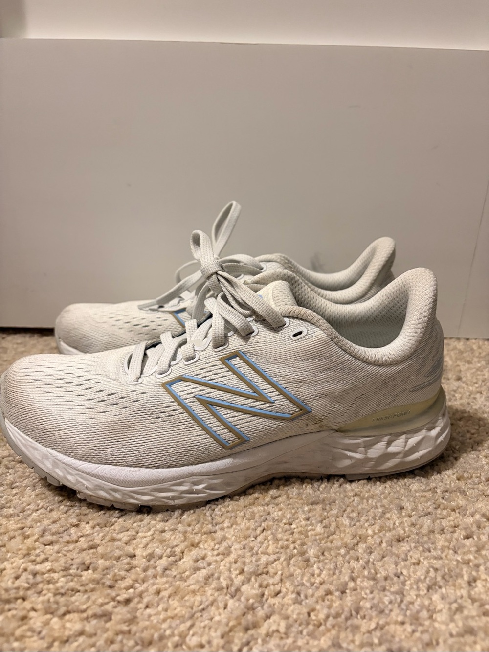 New Balance Women's 880 White Running Shoes